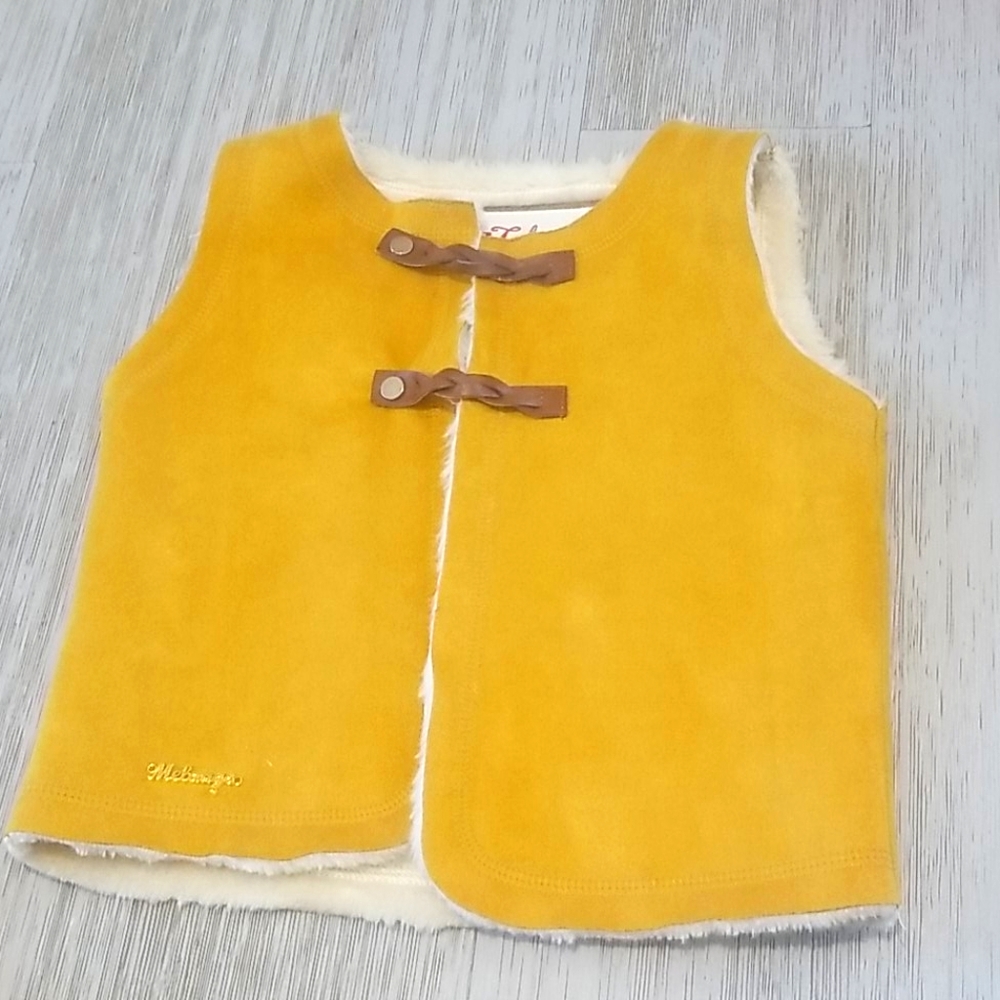 Adorable warm vest. New